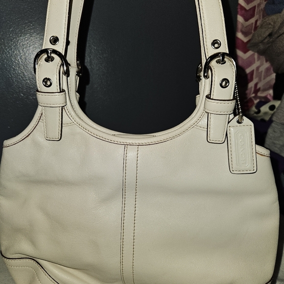 Coach Womans Vintage White Hobo Bag - Picture 14 of 15